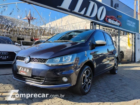 Volkswagen FOX 1.6 MI Rock IN RIO 8V 4 portas