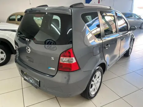 Livina 1.6 16V 4P S FLEX