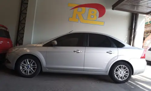 FORD FOCUS 2.0 Sedan 16V 4 portas