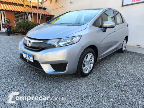 Honda Fit LX 1.5 4 portas
