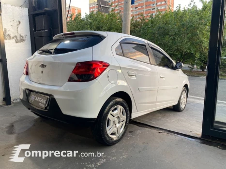 ONIX HATCH LS 1.0 8V FlexPower 5p Mec.