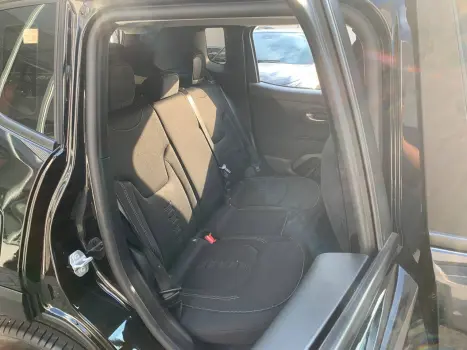 Renegade T270 1.3 TB 4x2 Flex Aut.