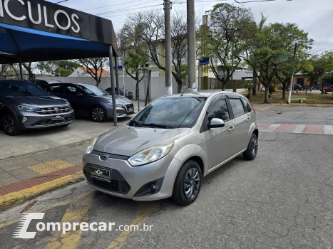 FORD FIESTA 1.0 MPI 8V 4 portas