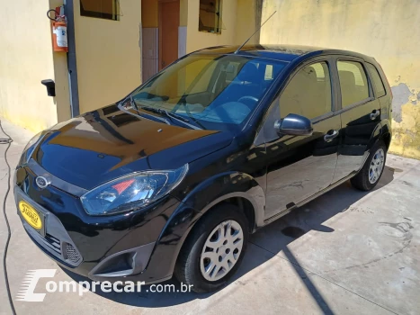FORD FIESTA 1.6 Rocam Hatch 8V 4 portas