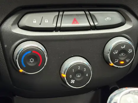 ONIX 1.4 MPFI LTZ 8V