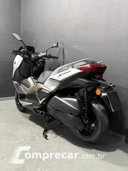 XMAX 250 ABS CONNECTED