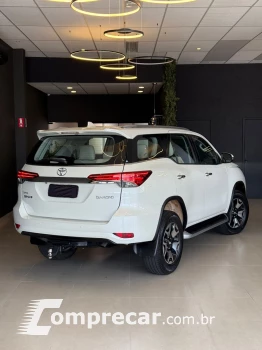 HILUX SW4 2.8 D-4d Turbo Diamond 7L 4X4