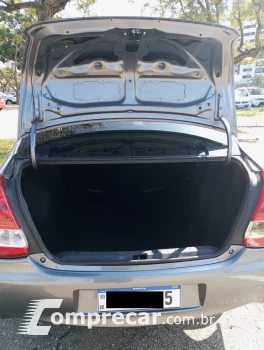 ETIOS 1.5 XS Sedan 16V