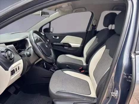 CAPTUR 2.0 16V HI-FLEX INTENSE AUTOMÁTICO