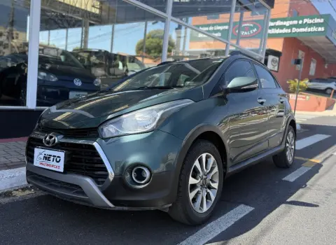 Hyundai HB20X Style 1.6 Flex 16v Mec. 4 portas
