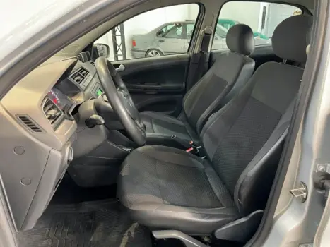 GOL - 1.0 12V MPI TOTAL 4P MANUAL