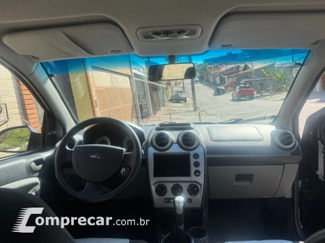 FIESTA 1.6 MPI Class Hatch 8V