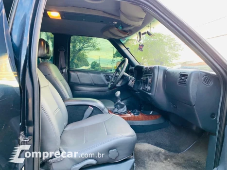 BLAZER 4.3 SFI DLX Executive 4X2 V6 12V