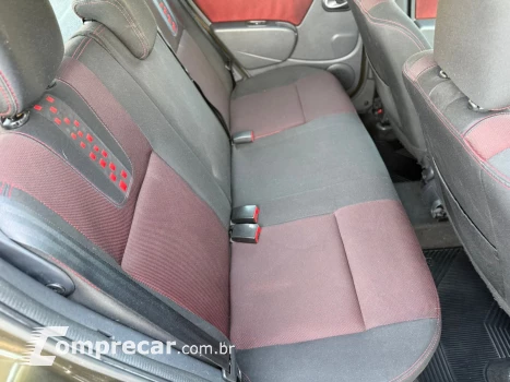 SANDERO STEPWAY Hi-Power 1.6 8V 5p