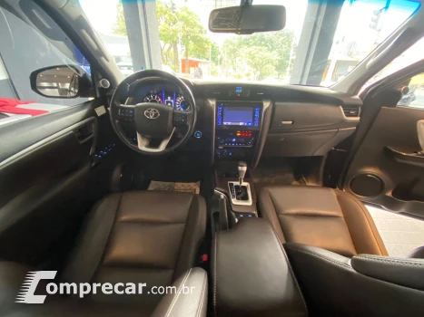 HILUX SW4 2.8 D-4d Turbo SRX Platinum 7L 4X4