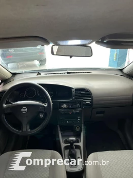 ZAFIRA 2.0 MPFI Elegance 8V