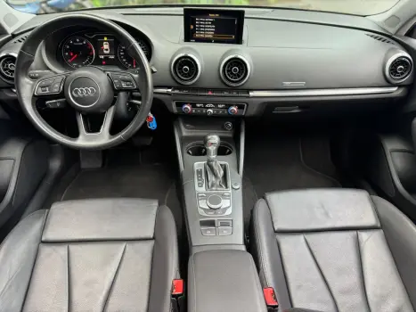 A3 2.0 TFSI Sedan Ambition 16V