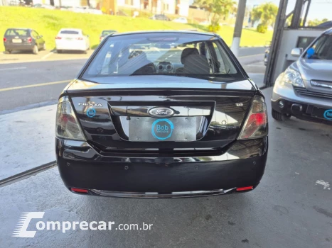 Fiesta Sedan SE 1.6 8V Flex 4p