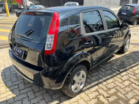 FIESTA 1.6 MPI Class Hatch 8V