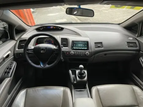 CIVIC - 1.8 LXS 16V 4P MANUAL