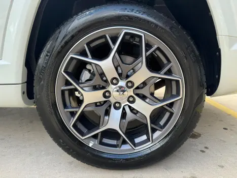 Commander 1.3 T270 Turbo Flex Overland At6