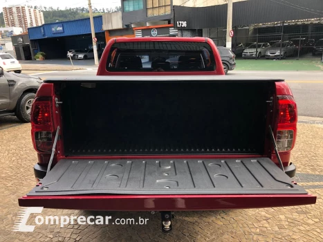 Hilux 2.8 D-4D Turbo Diesel Cd Srv 4X4 Automático