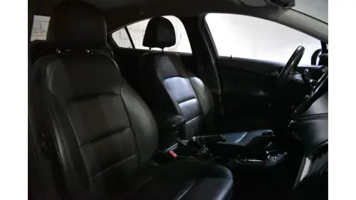 CRUZE SEDAN - 1.4 TURBO LT 16V 4P AUTOMÁTICO