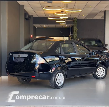FIESTA 1.6 Rocam Sedan 8V