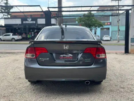 Civic 1.8 16V 4P FLEX LXS AUTOMÁTICO