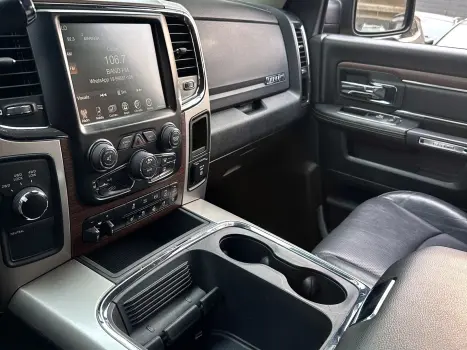 2500 6.7 LARAMIE 4X4 CD I6 TURBO DIESEL 4P AUTOMÁTICO