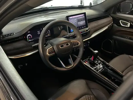 Commander Overl. TD380 2.0 4x4 Die. Aut.