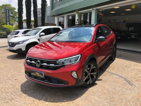 Volkswagen Nivus 1.0 200 Tsi Total Flex Highline Automático 4 portas