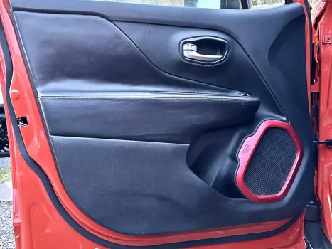 RENEGADE 2.0 16V TURBO DIESEL TRAILHAWK 4P 4X4 AUTOMÁTICO