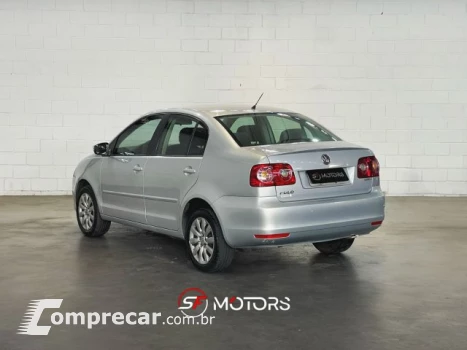 POLO SEDAN - 1.6 MI COMFORTLINE 8V 4P MANUAL