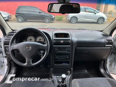 ASTRA 2.0 MPFI Advantage 8V