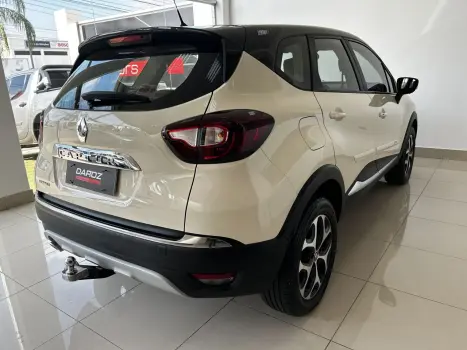 CAPTUR Intense 2.0 16V Flex 5p Aut.