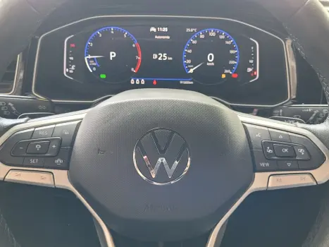 Nivus Highline 1.0 200 TSI Flex Aut.