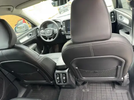 XC 40 2.0 T5 GASOLINA MOMENTUM AWD GEARTRONIC