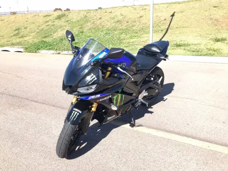 Yamaha YZF R3 MONSTER