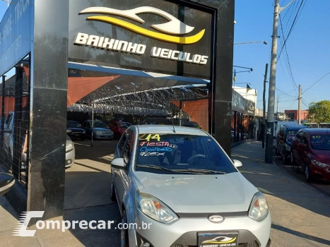 FORD Fiesta 1.6 Rocam Hatch 8V Flex 4P Manual 4 portas