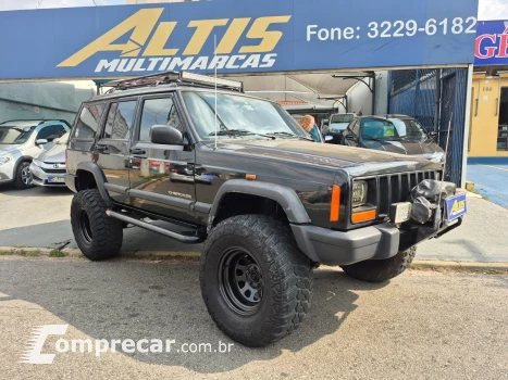 JEEP CHEROKEE 4.0 Sport 4X4 12V 4 portas
