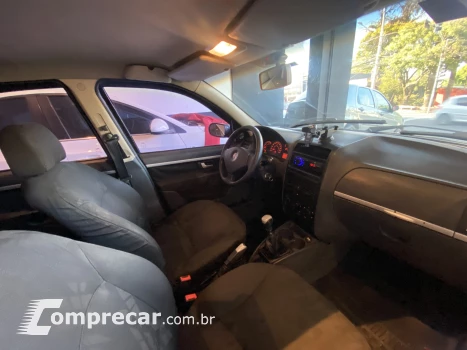 PALIO 1.0 MPI Attractive 8V