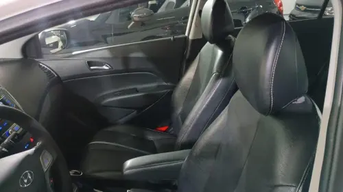 HB20S 1.6 COMFORT PLUS 16V FLEX 4P AUTOMATICO