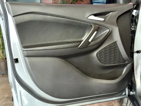 TRACKER 1.0 TURBO FLEX LTZ AUTOMÁTICO