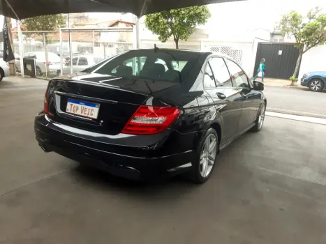 C 180 1.6 CGI 16V Turbo