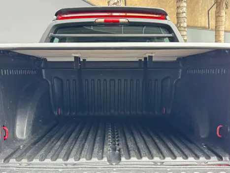 SAVEIRO 1.6 MI Rock IN RIO CD 8V