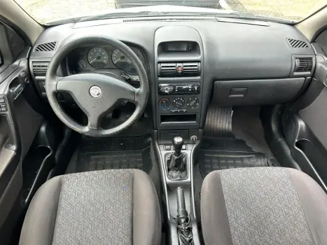 Astra Advantage 2.0 MPFI 8V FlexPower 5p