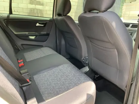 FOX 1.0 MI 8V FLEX 4P MANUAL