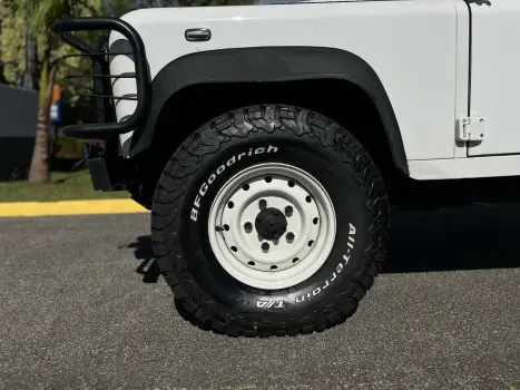 DEFENDER 2.5 SW HCPU 130 4X4 TURBO DIESEL 4P MANUAL