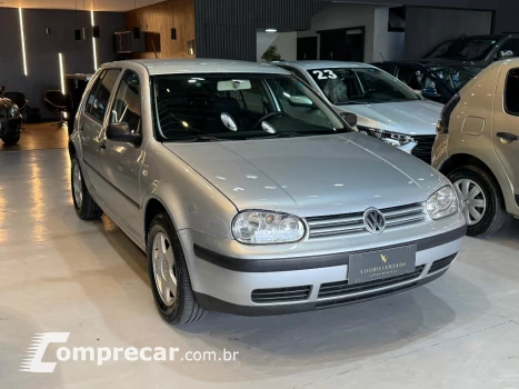 Volkswagen GOLF 2.0 MI 8V GASOLINA 4P AUTOMATICO 4 portas